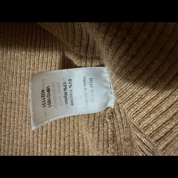 Coldwater Creek Turtleneck - Picture 3 of 5